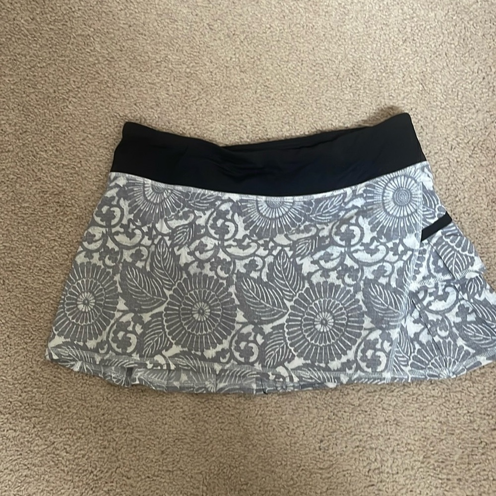 Lululemon tennis skirt
